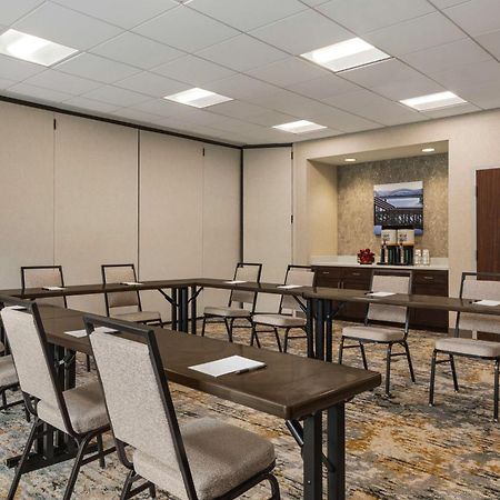 Hampton Inn & Suites Pittsburgh Waterfront West Homestead מראה חיצוני תמונה
