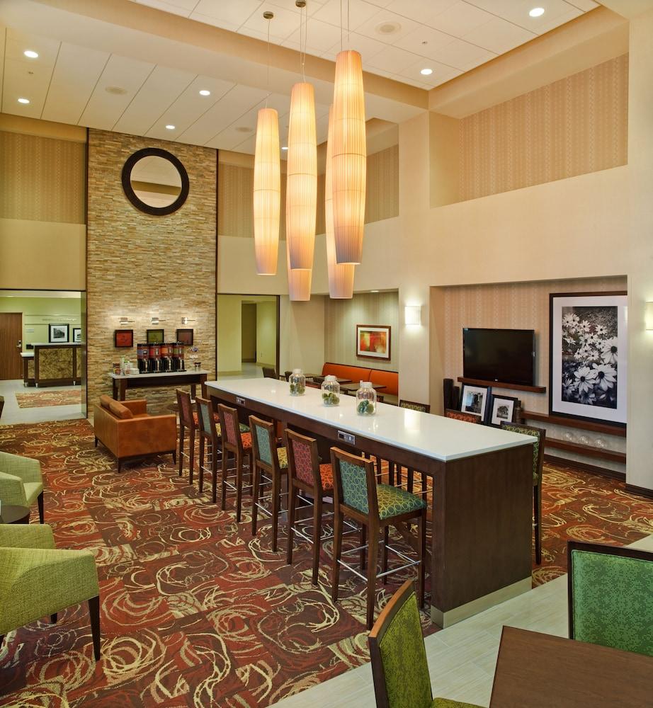 Hampton Inn & Suites Pittsburgh Waterfront West Homestead מראה חיצוני תמונה