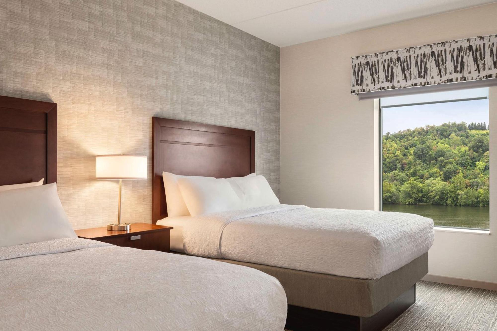Hampton Inn & Suites Pittsburgh Waterfront West Homestead מראה חיצוני תמונה