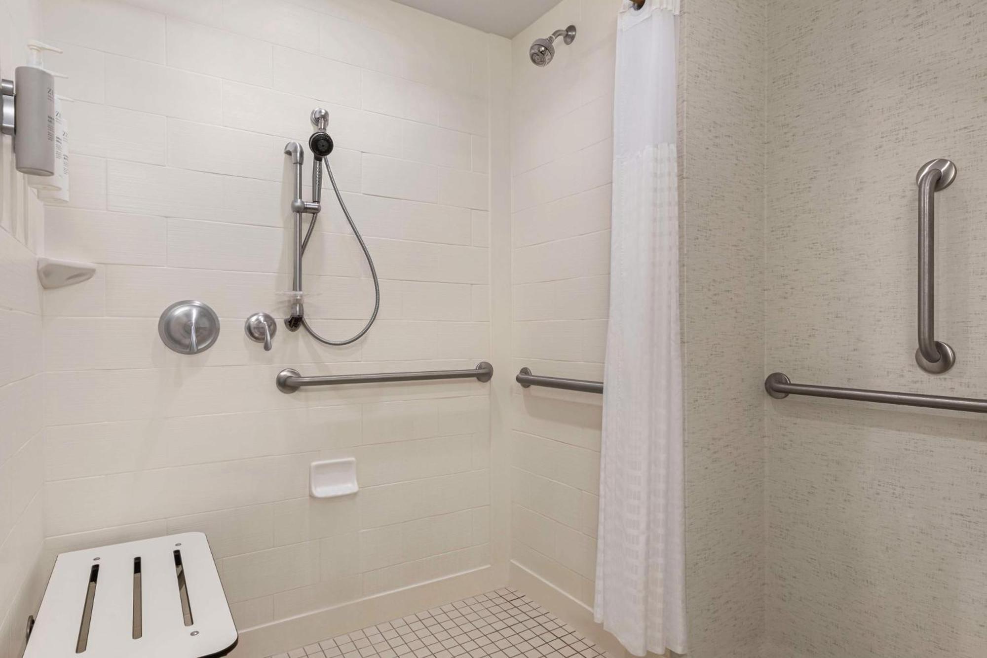 Hampton Inn & Suites Pittsburgh Waterfront West Homestead מראה חיצוני תמונה