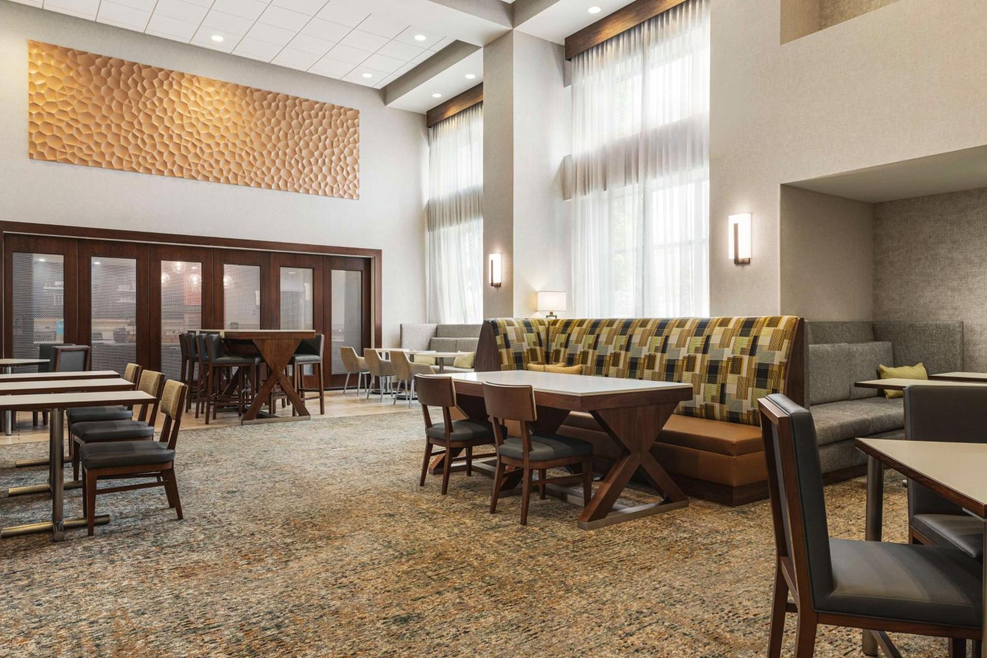 Hampton Inn & Suites Pittsburgh Waterfront West Homestead מראה חיצוני תמונה